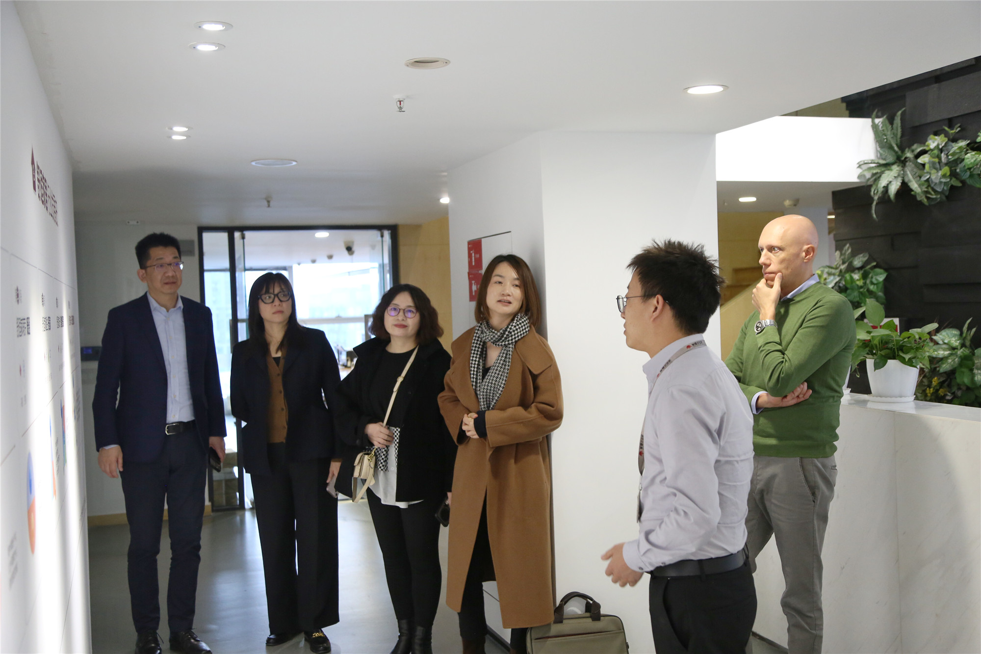 1768803778136965.jpg 9.jpg